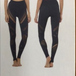 High Waist Seamless Radiance Leggings by ALO